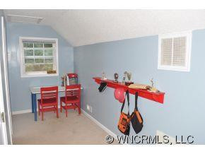 320 Mountain Crest Road - Photo 10