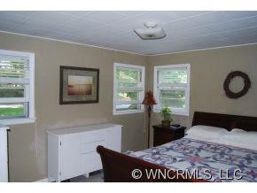 311 Ash Street - Photo 16