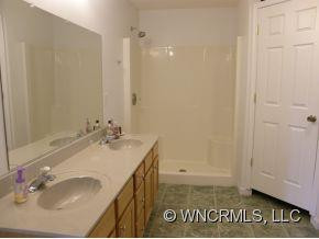 51 Hawkins Drive - Photo 9