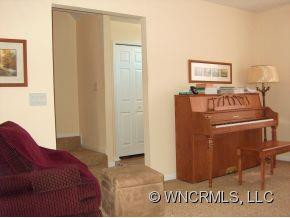 53 Vancott Court - Photo 6