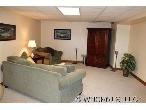 940 Sunlight Ridge Dr - Photo 19