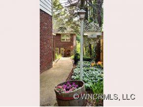 17 WESTALL AVENUE - Photo 3