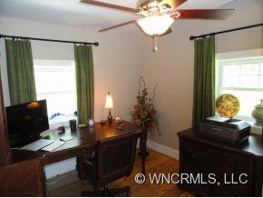 422 OLD FARM SCHOOL ROAD - Photo 11