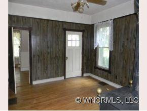 110 SKYLAND TERRACE - Photo 2
