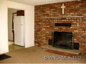 471 Kenilworth Road - Photo 3