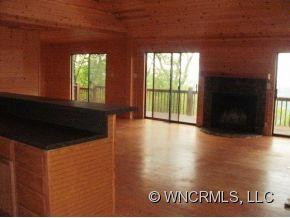 300 Hanging Rock Rd - Photo 3