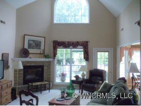 329 REGAL KNOLLS DR - Photo 2