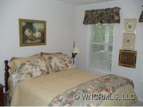 329 REGAL KNOLLS DR - Photo 15