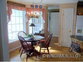 329 REGAL KNOLLS DR - Photo 6