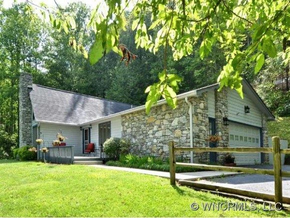 5 STONECREST DRIVE