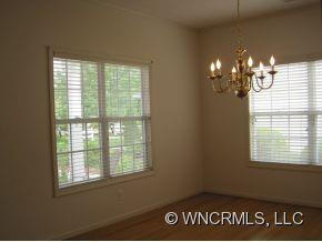 257 Cambridge Drive - Photo 4