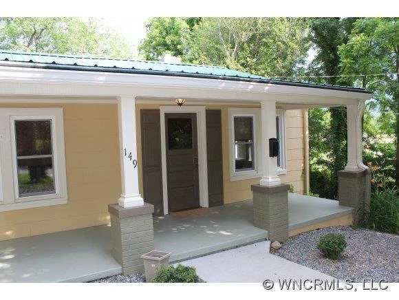 149 Short Street