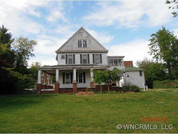 613 4th Ave W