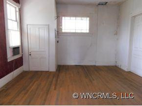 613 4th Ave W - Photo 5
