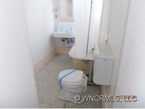 613 4th Ave W - Photo 9