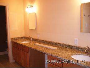 72 Silversteen Drive - Photo 8