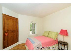 327 Sycamore Drive - Photo 13