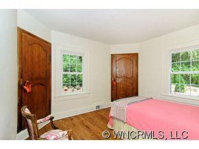 327 Sycamore Drive - Photo 14