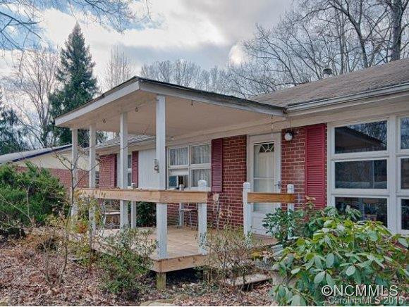 61 PLEASANT RIDGE DR. - Photo 2