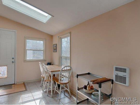 61 PLEASANT RIDGE DR. - Photo 6