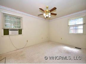 285 FOXCROFT DRIVE - Photo 6