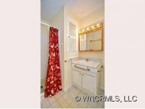 285 FOXCROFT DRIVE - Photo 7