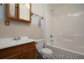 53 Green Acres Ave - Photo 8