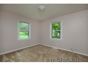 53 Green Acres Ave - Photo 9