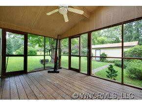 53 Green Acres Ave - Photo 10