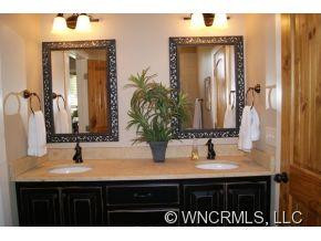 133 Ashworth Avenue - Photo 11