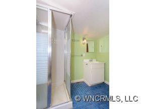 102 Hayes Cove Road - Photo 13