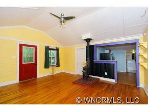 102 Hayes Cove Road - Photo 4