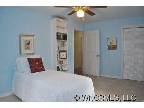71 N. Meadow View Drive - Photo 11
