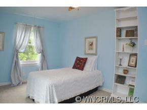 71 N. Meadow View Drive - Photo 10