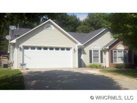 989 Thorncrest