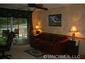 8 North Oak Forest Drive - Photo 4