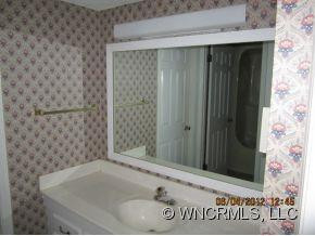 17 Woodmere - Photo 13