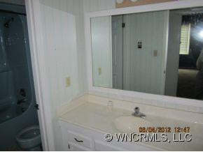 17 Woodmere - Photo 16