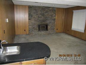 17 Woodmere - Photo 7