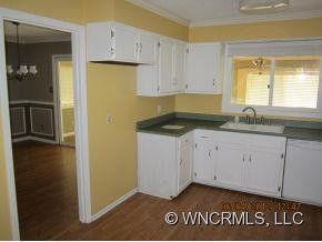 17 Woodmere - Photo 8
