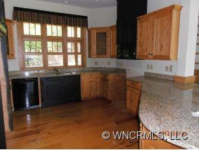 1665 Lake Forest Drive - Photo 4