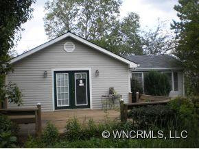 112 Gibbs Street - Photo 2