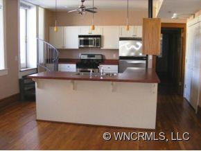 55.5 Haywood Street - Photo 2