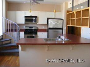55.5 Haywood Street - Photo 3