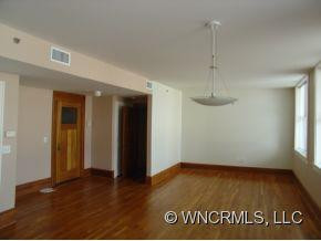 55.5 Haywood Street - Photo 6
