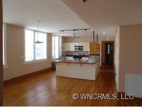 55.5 Haywood Street - Photo 8