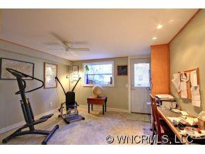 11 Maplewood - Photo 13