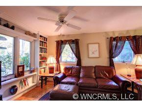 11 Maplewood - Photo 7