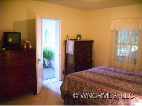 111 ARTHUR ROAD - Photo 14