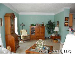 199 Beechnut Drive - Photo 3